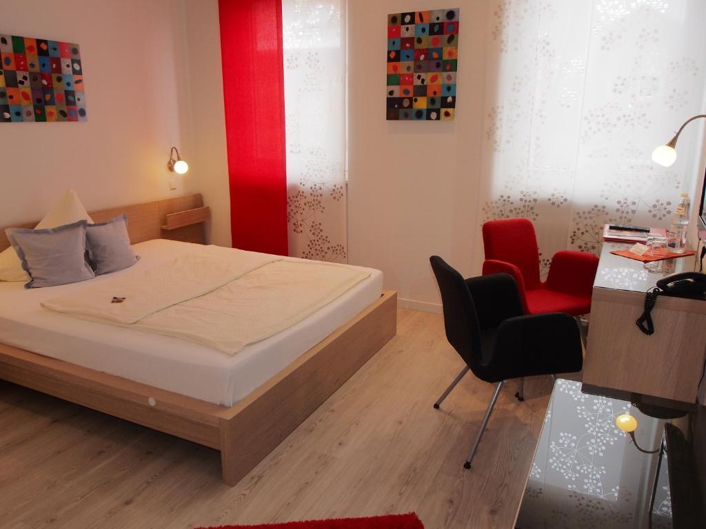 Hotel Barbarossa Karlsruhe Stadtmitte Habitación foto
